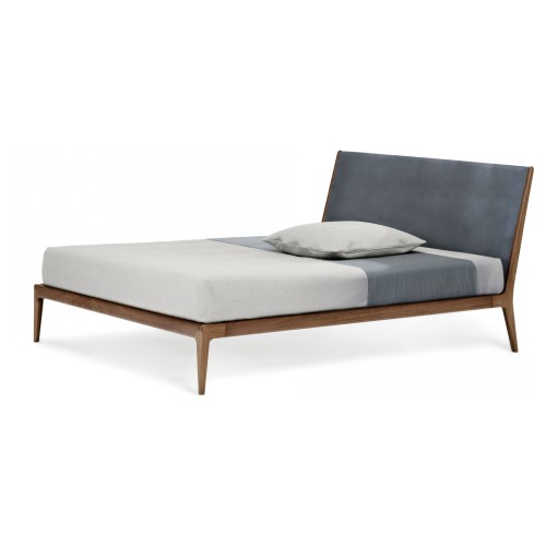 Brad | Bed