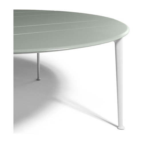 Solaria | Round table