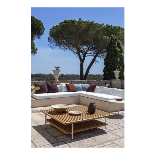 Solaria | Small table