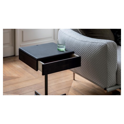 Bob | Small table with drawer