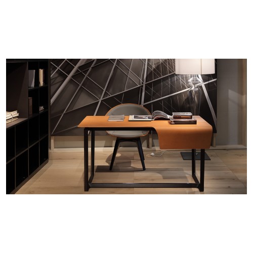 Fred | Desk