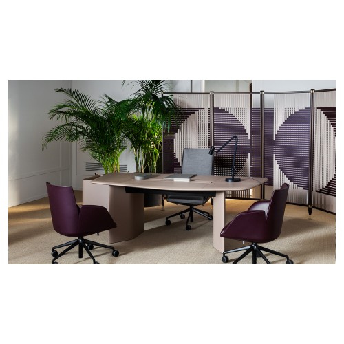 Trust | Iconic Desk