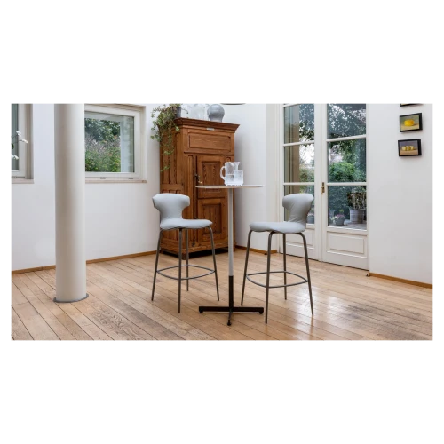 Montera Mas | Stool with metal base