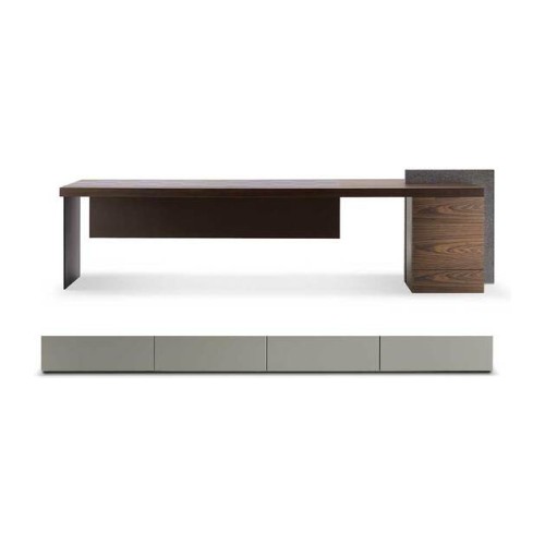 H_O | Desk