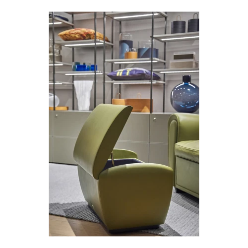 Vanity Fair XC | Ottoman