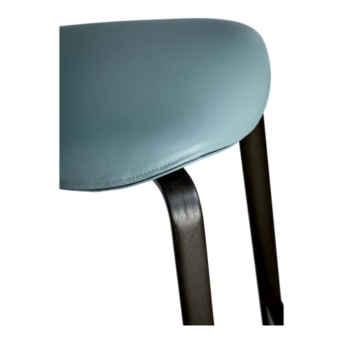 Montera Mas | Stool with wooden base