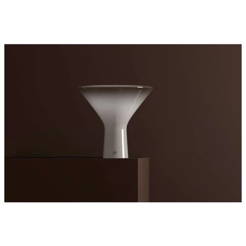 Accelsa | Table lamp