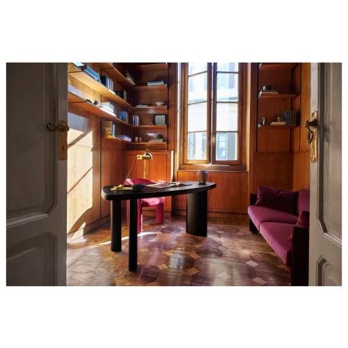 Petit bureau en forme libre