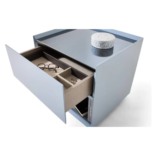 Ghost Box – sleeping | Chest of drawers